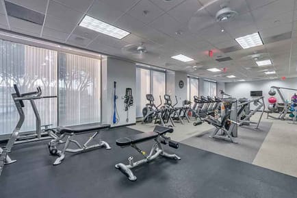 Image 3 of Glass Suites - Meadow Park Tower - 10440 N Central Expressway - North Dallas - TX