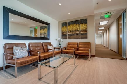 Image 2 of Barrister - 2625 Townsgate Road - Westlake Village - CA