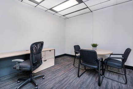 Image 10 of Simply - 404-999 Canada Pl - Vancouver
