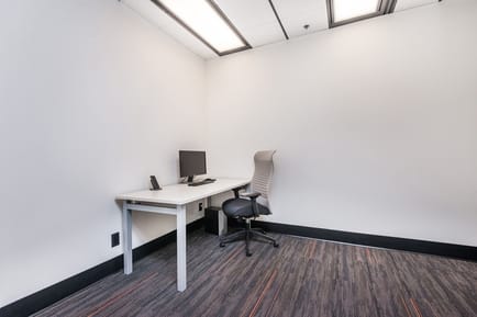 Image 11 of Simply - 404-999 Canada Pl - Vancouver
