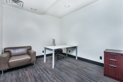 Image 14 of Simply - 404-999 Canada Pl - Vancouver