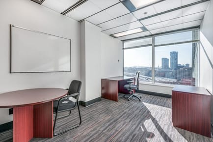 Image 27 of Simply - 404-999 Canada Pl - Vancouver