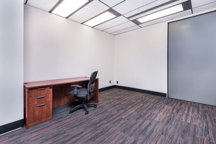 Image 36 of Simply - 404-999 Canada Pl - Vancouver