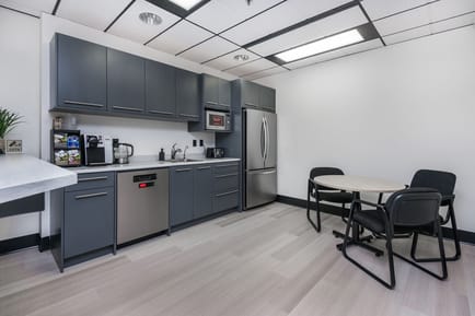 Image 40 of Simply - 404-999 Canada Pl - Vancouver