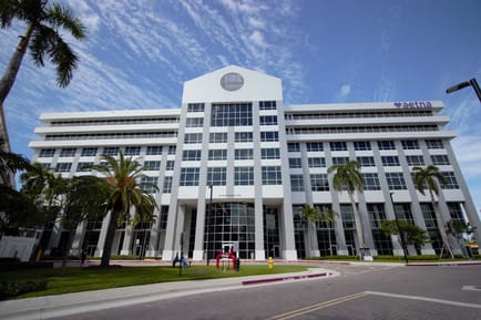 Image 2 of Office Evolution - 261 N. University Dr - Plantation