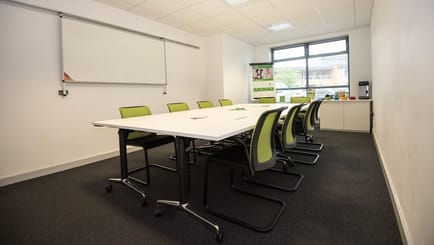 Image 15 of IWG (Basepoint) - Metcalf Way,RH11 - Crawley