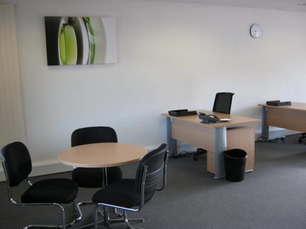 Image 6 of IWG (Basepoint) - Metcalf Way,RH11 - Crawley