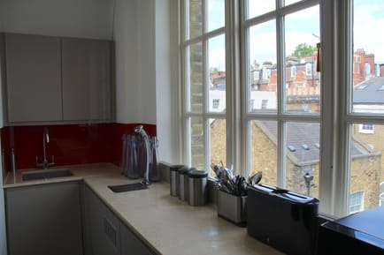 Image 4 of Kensington Office Group - Vicarage House - Kensington Church St,W8 - Kensington