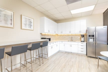 Image 5 of Premier Workspaces - RB1 - San Diego - CA - West Bernardo Court