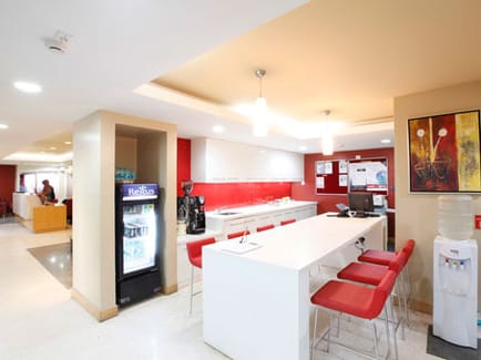 Image 8 of Regus - Raheja Towers - Mahatma Gandhi Rd - Bangalore
