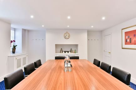 Image 3 of The Argyll Club - 23 Berkeley Square, W1 - Mayfair