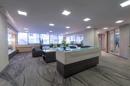 Image 2 of Innovative Professional Offices - Laurier Avenue West - Ottawa