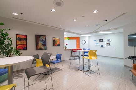 Image 4 of Innovative Professional Offices - Laurier Avenue West - Ottawa