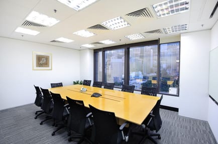Image 6 of UE Serviced Offices and Convention Centre - 9 Queen's Road Central - Central - Hong Kong