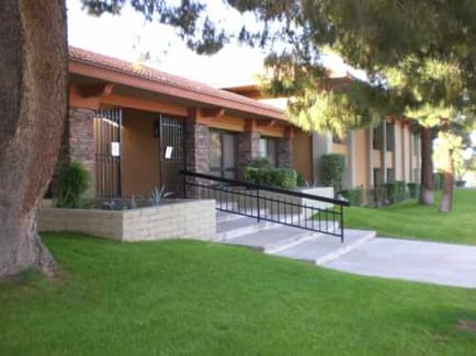 Image 1 of Plaza Executive Suites - Biltmore Office Plaza - 2942 N 24th Street - Phoenix - AZ