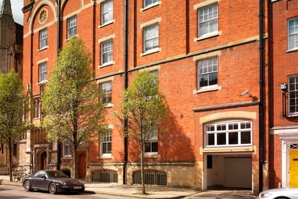 Image 6 of The Argyll Club - 29 Farm Street, W1 - Mayfair