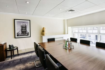 Image 4 of The Argyll Club - 29 Farm Street, W1 - Mayfair