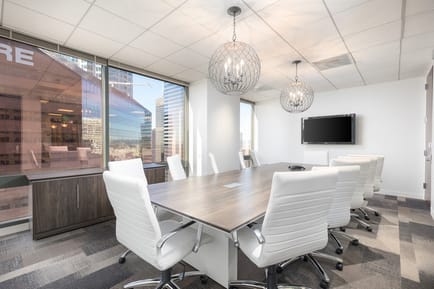 Image 4 of Premier Workspaces - 355 - Los Angeles - CA - South Grand Avenue