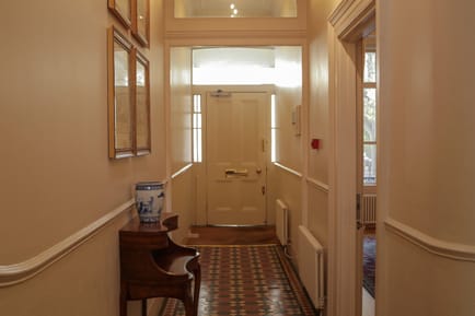 Image 4 of Garner Hutchings Serviced Offices (600 sq ft) - 28 Eccleston Square,SW1 - Victoria