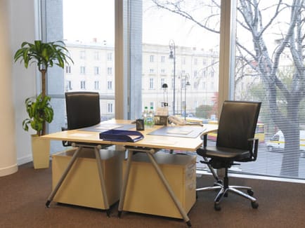 Image 5 of Regus - Warsaw Metropolitan - UL. Pl. Pilsudskiego, Warsaw