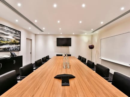 Image 2 of The Argyll Club - 1 Cornhill, EC3 - Bank