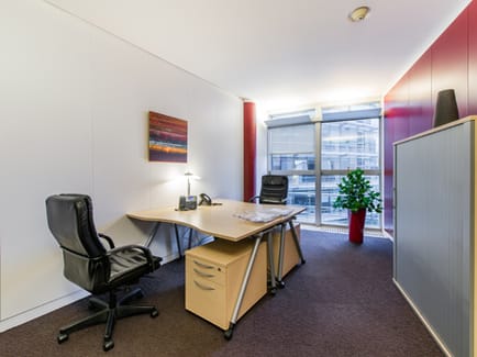 Image 5 of Regus - Rue Balzac, 75008 - Paris