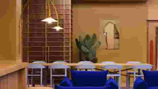 default carousel image mobile