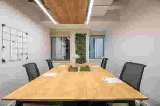 default carousel image mobile