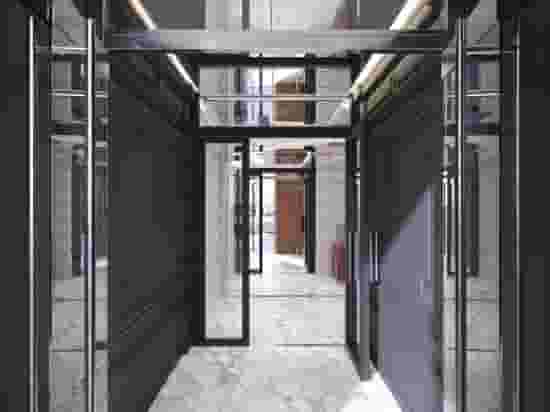 default carousel image mobile