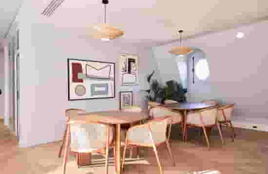 default carousel image mobile