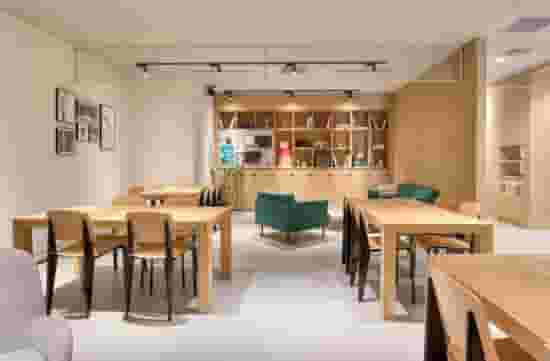 default carousel image mobile