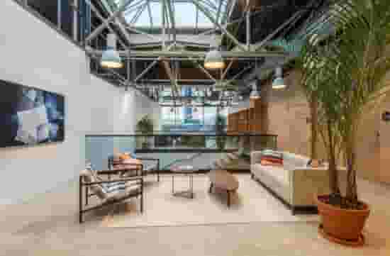 default carousel image mobile