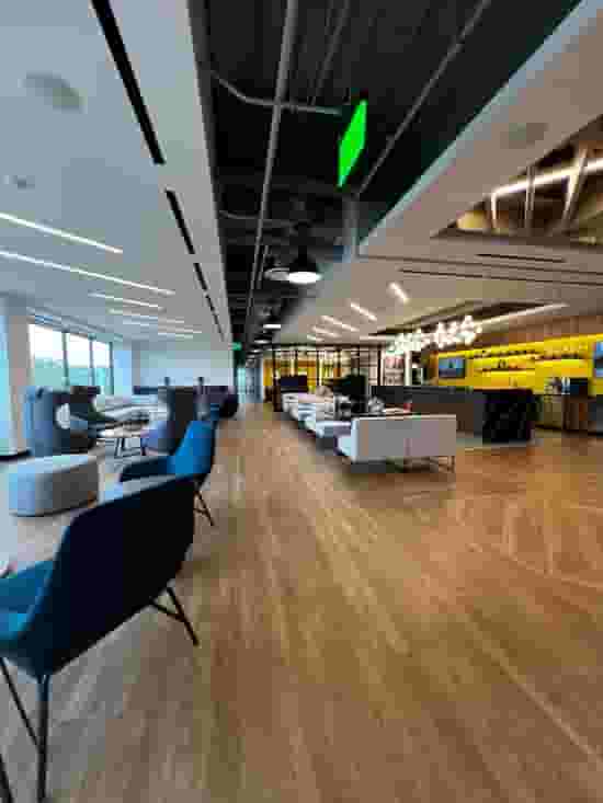 default carousel image mobile