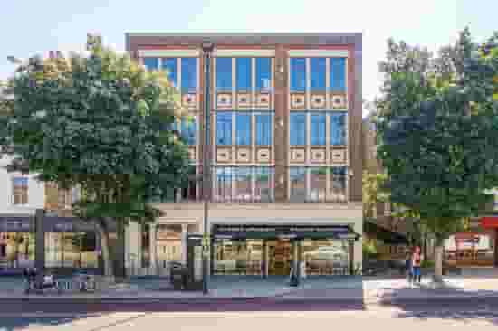 default carousel image mobile