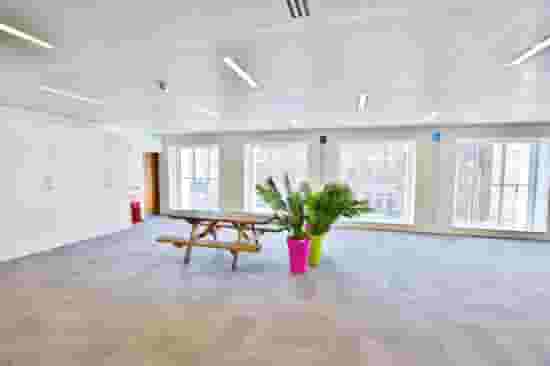 default carousel image mobile