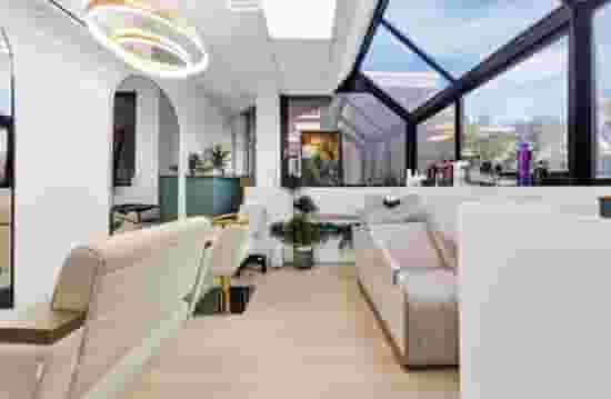 default carousel image mobile