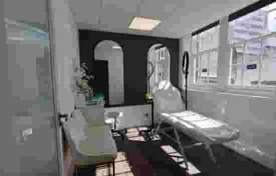 default carousel image mobile