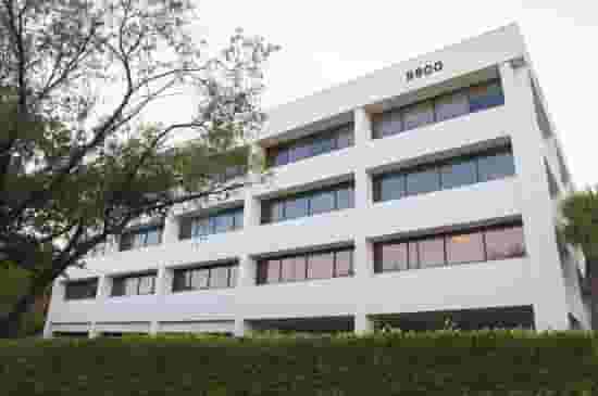 default carousel image mobile