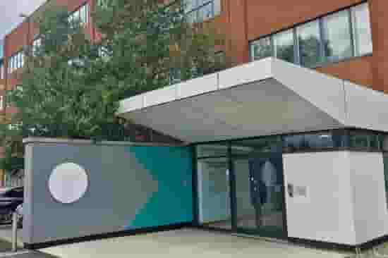 default carousel image mobile