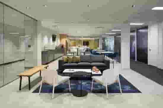 default carousel image mobile