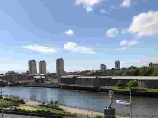 default carousel image mobile