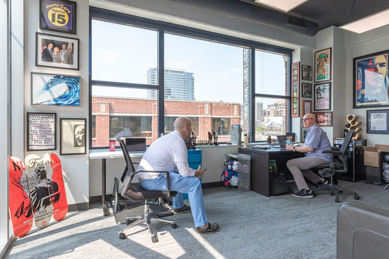 Expansive - River North Superior - 405 W Superior Street, Chicago - IL Image 2 of the Expansive - River North Superior - 405 W Superior Street, Chicago - IL office