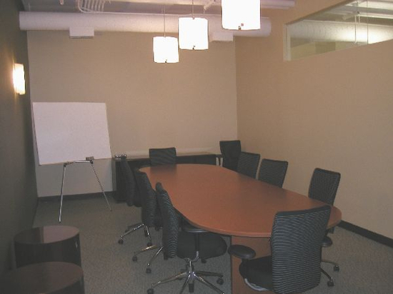 MR Officenters - N. State St. - Chicago Image 4 of the MR Officenters - N. State St. - Chicago office