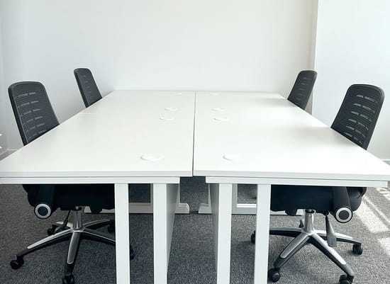 Cubix (Managed 129 - 301 sqft) - Central House, 1 Ballards Lane N3 1LQ - Finchley