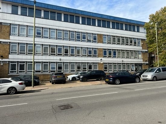 Sherm - Gable House - 239 Regent Park Road, N3 - Finchley