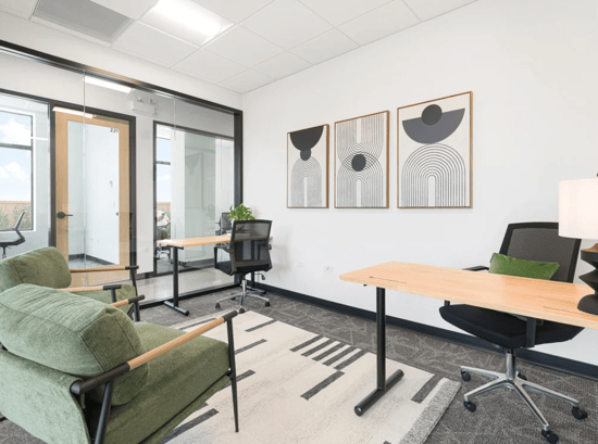 Expansive - North Center - 3838 N Ravenswood, 60613 - Chicago, IL
