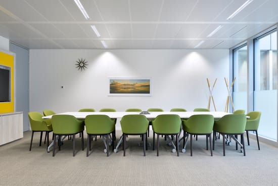 Regus - Besides St. Andrew's Church, Sharanpur Link Rd,Uttam Towers