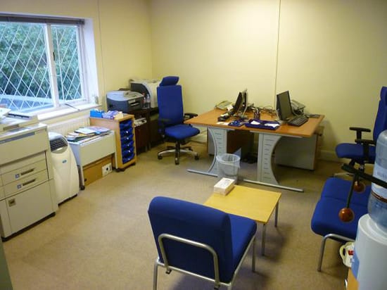 Keysplease - Colton House - Princes Avenue, N3 - Finchley Central