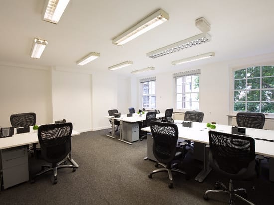 The Boutique Workplace Company - 28 Queen Street, EC4 - Cannon Street