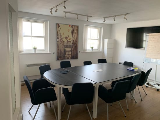 Vitaxo - 18 Spring Street, W2 - Paddington